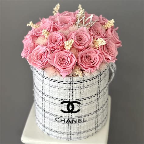 Pink Elegance Chanel Rose Box: Preserved Roses